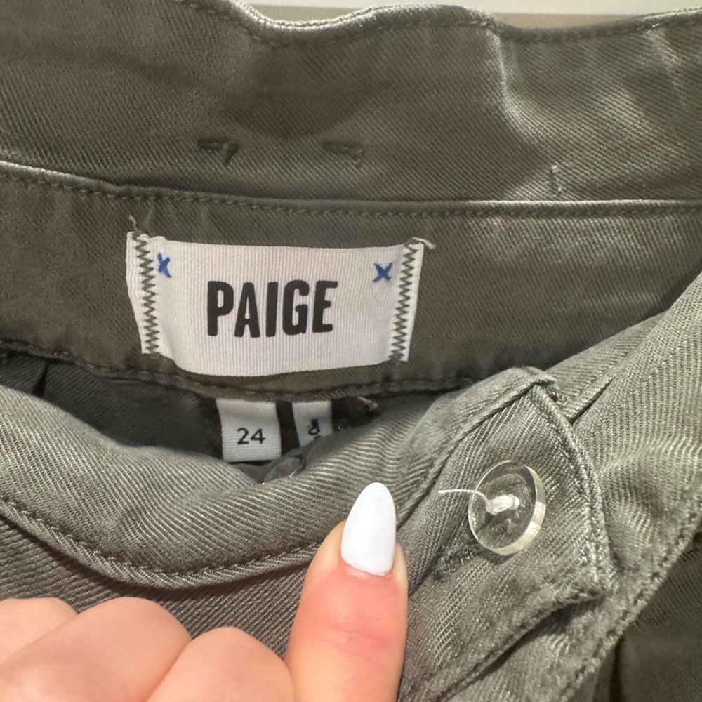Paige Harper green wide leg pants with tie. Size 24. - Picture 4 of 4